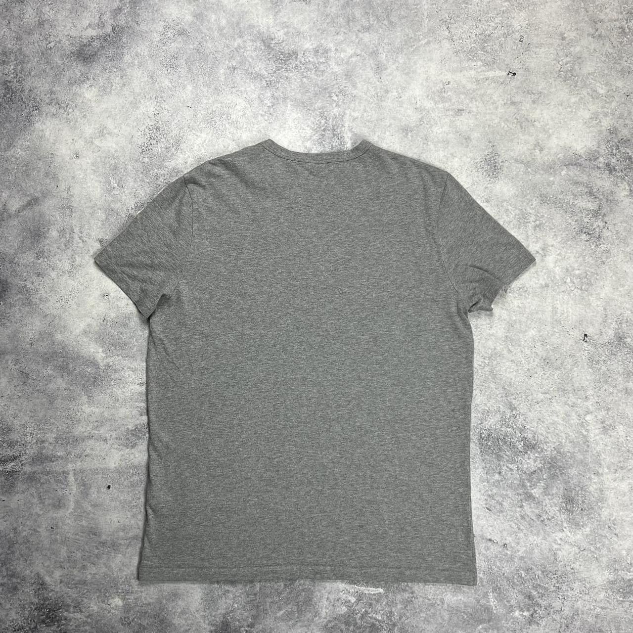 Moncler Moncler grey box logo tee Size US XL / EU 56 / 4 - 4 Thumbnail