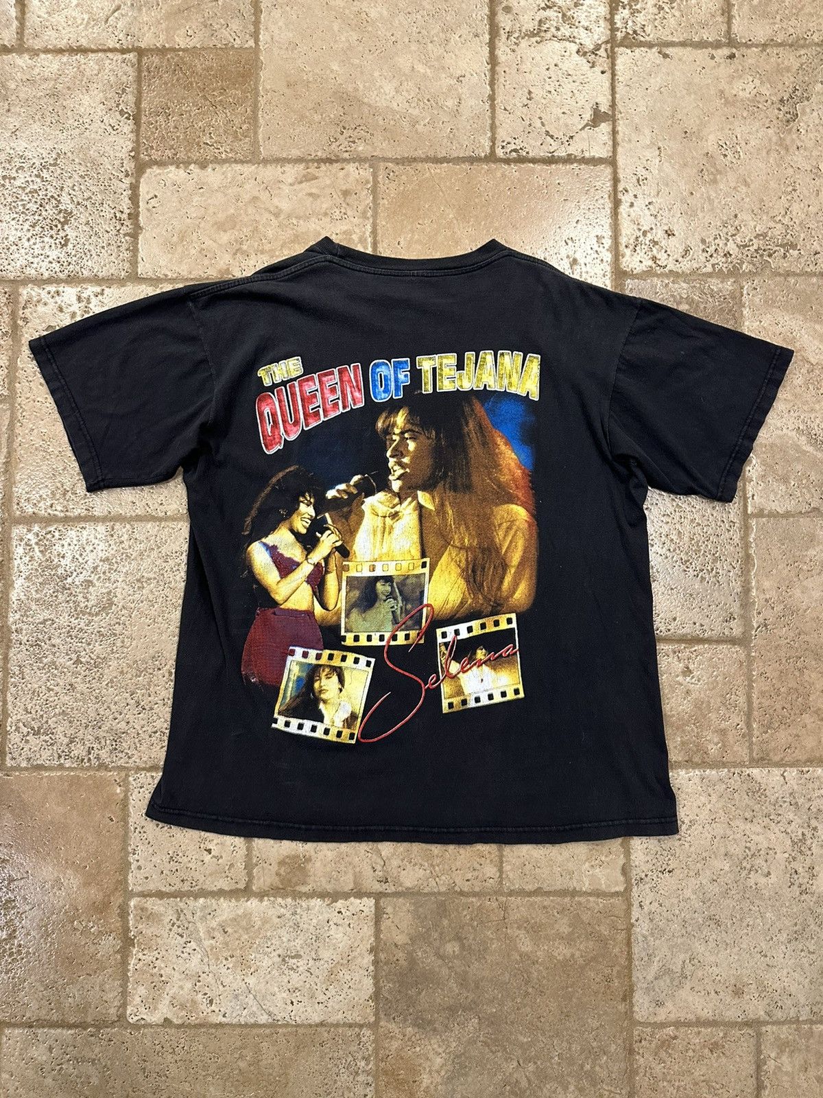 Band Tees Vintage 90s Selena The Queen of Tejana Rap T-Shirt Size US XL / EU 56 / 4 - 8 Thumbnail