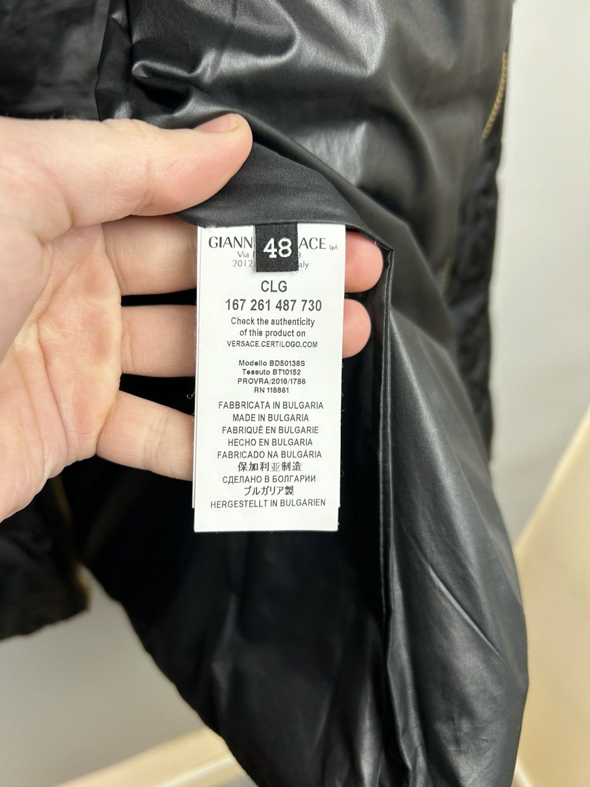 Versace × Versus × Versus Versace Versus Versace Down Jacket Lion Monogram Size US M / EU 48-50 / 2 - 16 Thumbnail