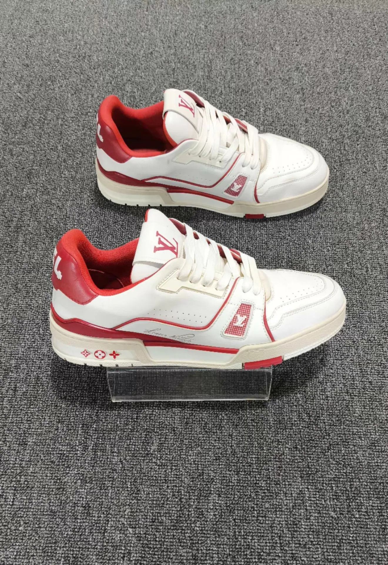 Louis Vuitton LV White Red Trainer 41.5 Size US 8.5 / EU 41-42 - 3 Thumbnail