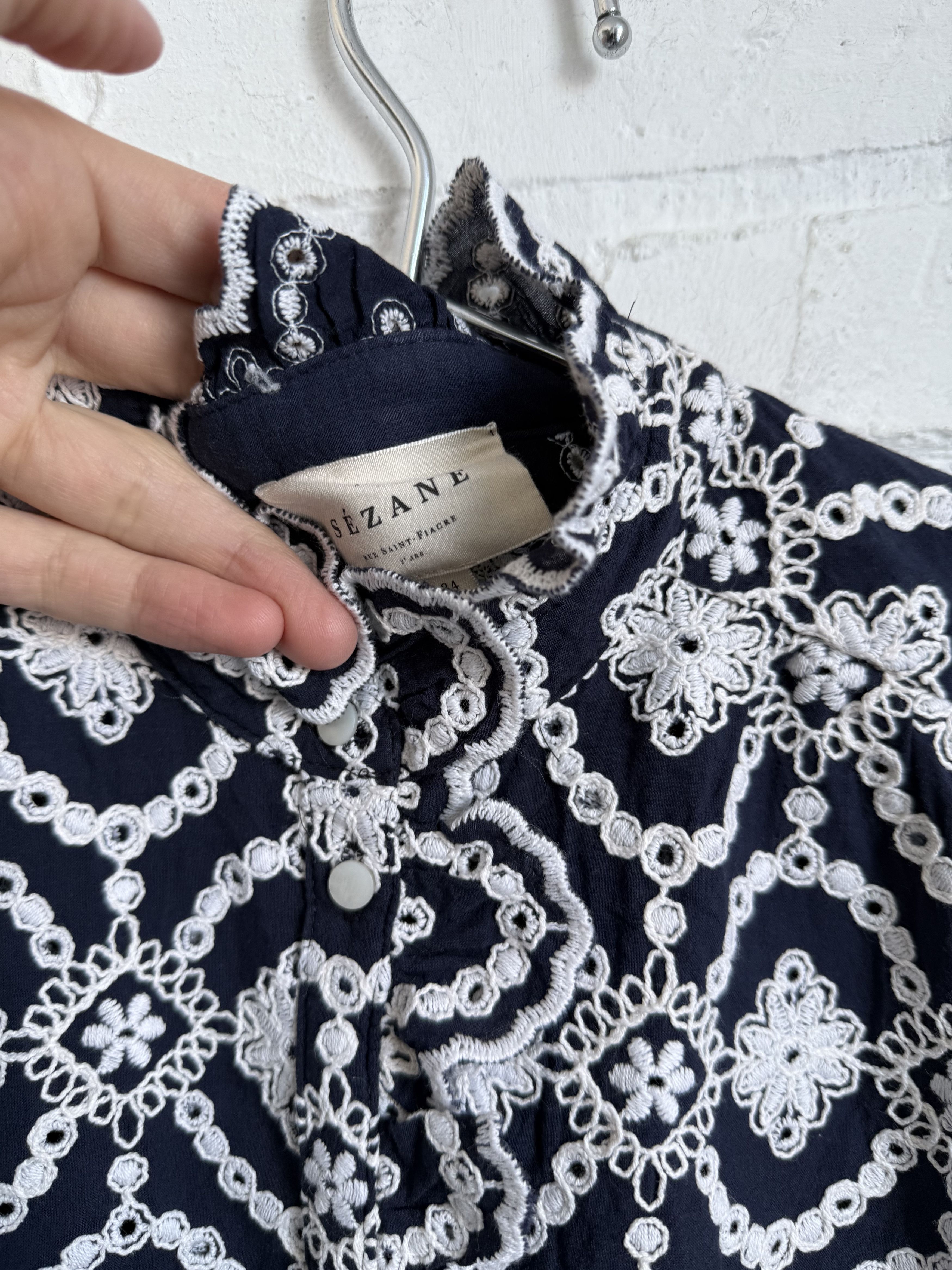 Sezane Sezane Paris Embroidered cotton blouse Size S / US 4 / IT 40 - 4 Thumbnail