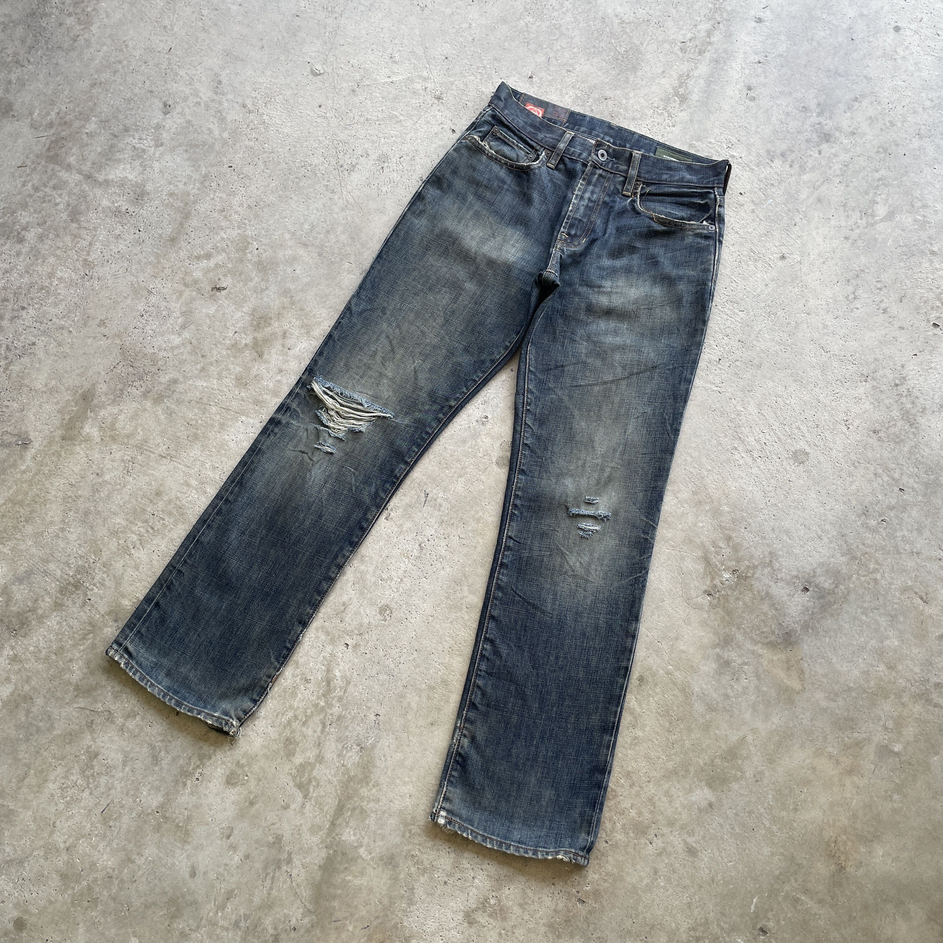 Gap Vintage Gap Rusty Jeans Distressed Denim Straight Fit Pants Size US 29 - 1 Thumbnail