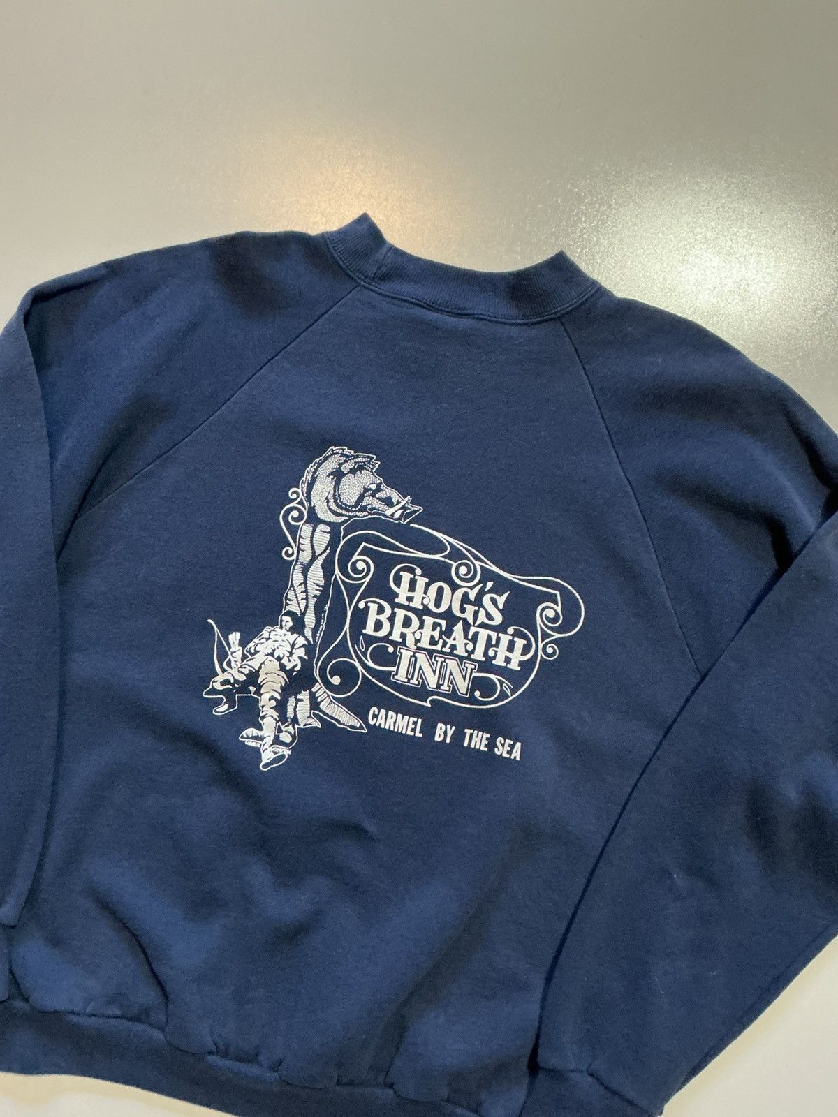 Vintage Vintage Hogs Breath Inn Carmel By The Sea Sweatshirt Size US XL / EU 56 / 4 - 5 Thumbnail