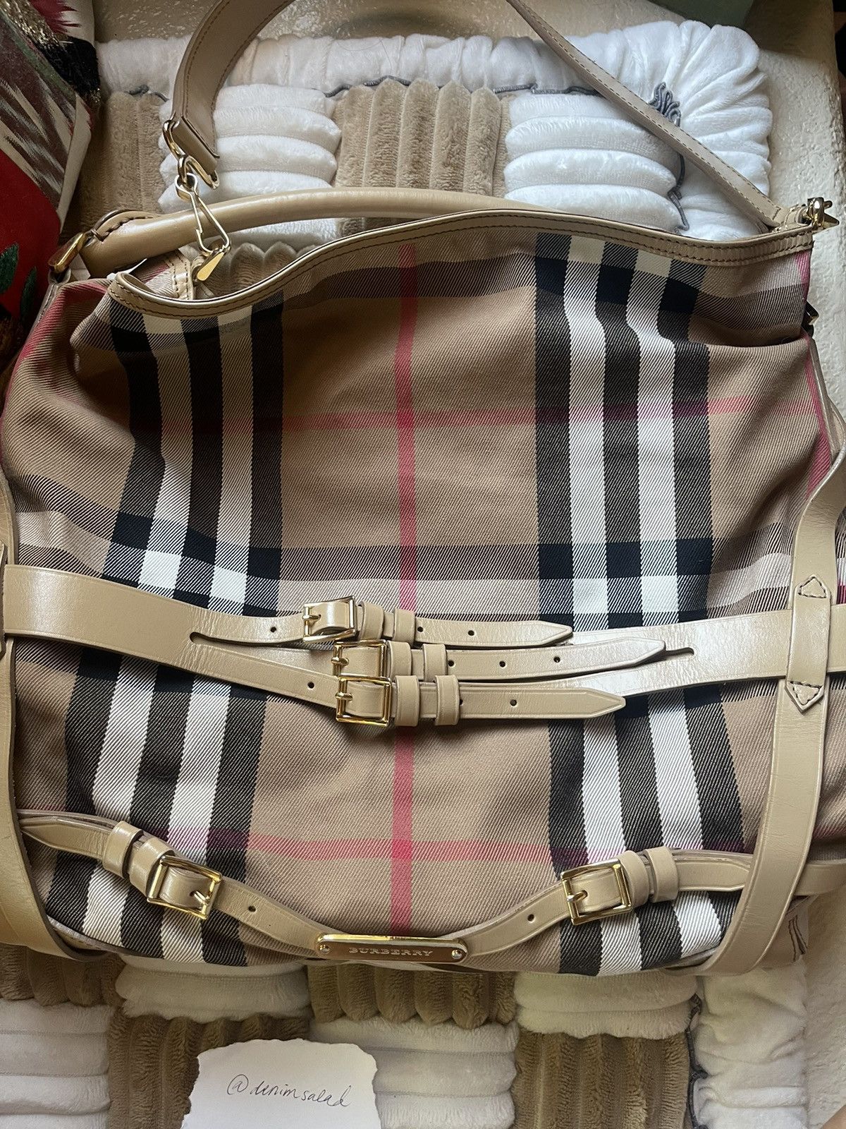 Burberry VINTAGE Burberry Tote Purse Size ONE SIZE - 1 Thumbnail
