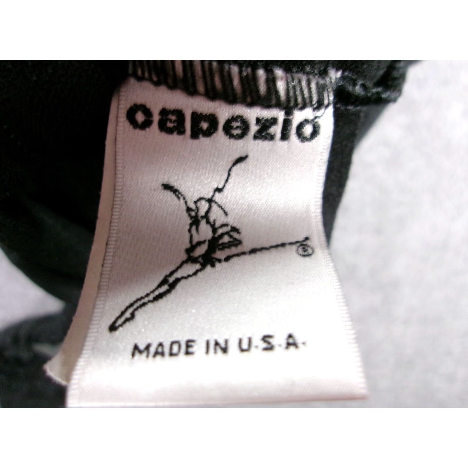 Vintage Capezio Jacket Women M Black Embellished Sequins Dance Vintage USA Made Size M / US 6-8 / IT 42-44 - 6 Thumbnail