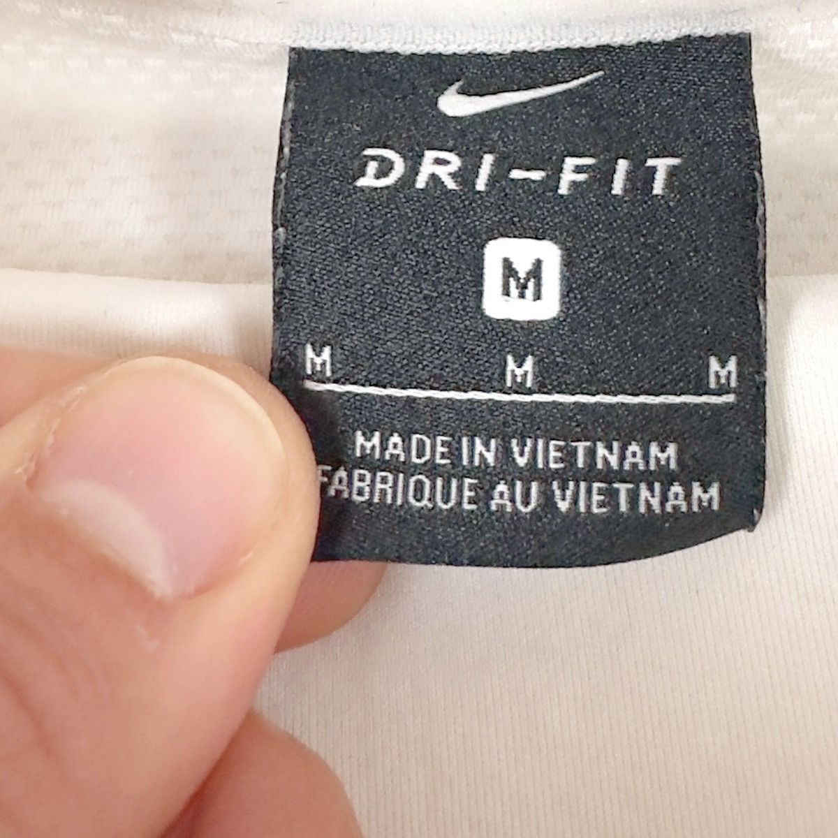 Nike Nike Sportswear Drift Mock Neck Pullover White Size Medium Size US M / EU 48-50 / 2 - 5 Thumbnail