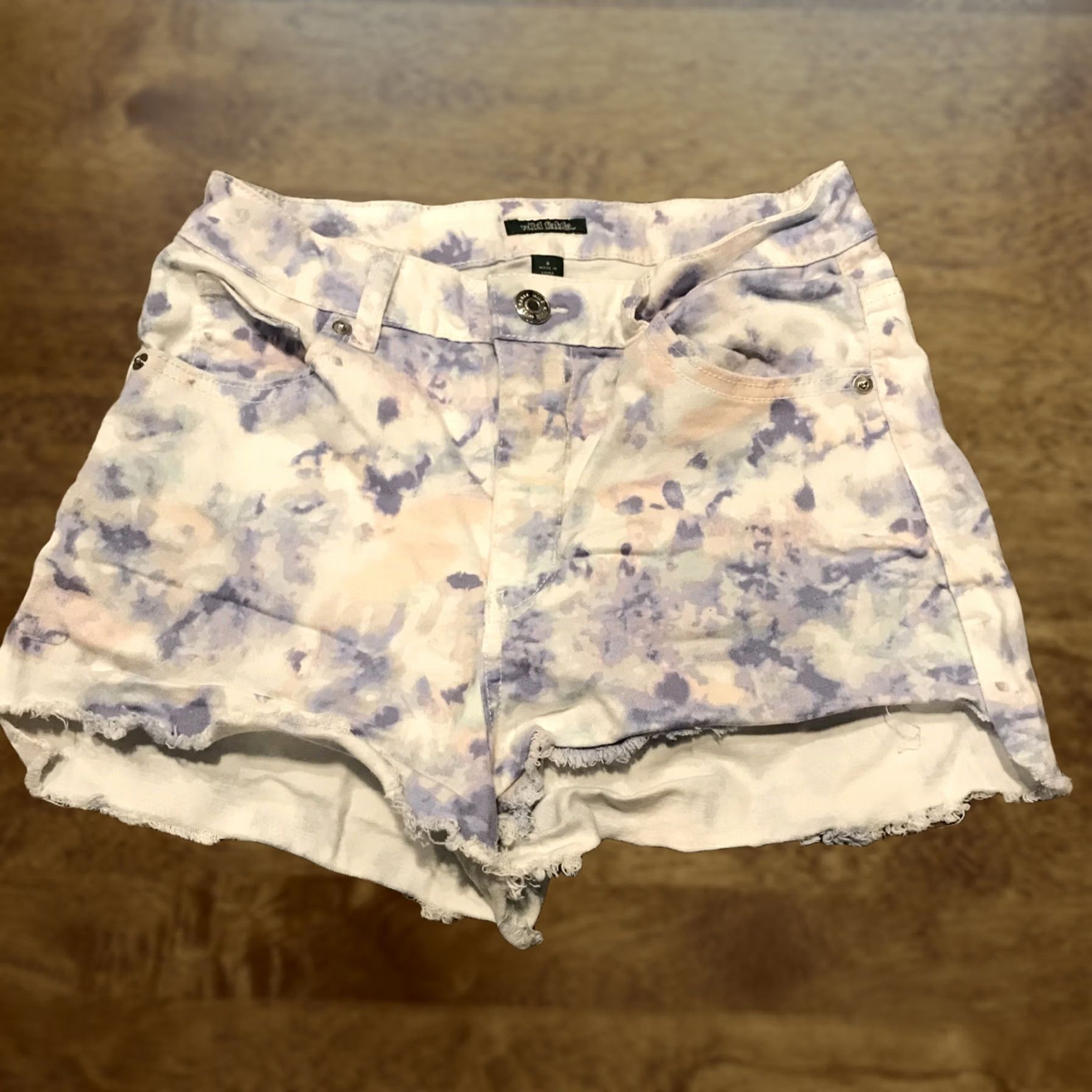 Vintage Wild Fable Womens Denim Shorts Size 6 Purple White Tie Dye Casual Cotton Blend Size 28" / US 6 / IT 42 - 1 Thumbnail