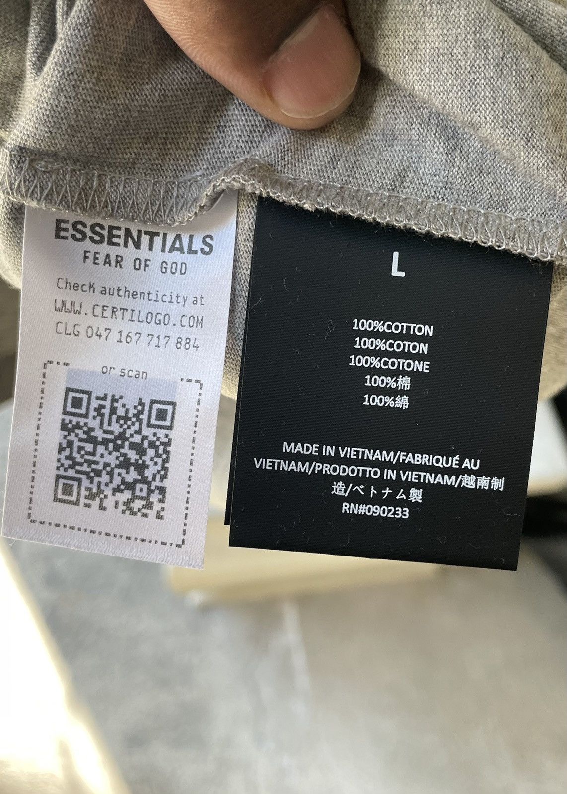 Fear of God Fear of God Essentials NBA Tee Size US L / EU 52-54 / 3 - 5 Thumbnail