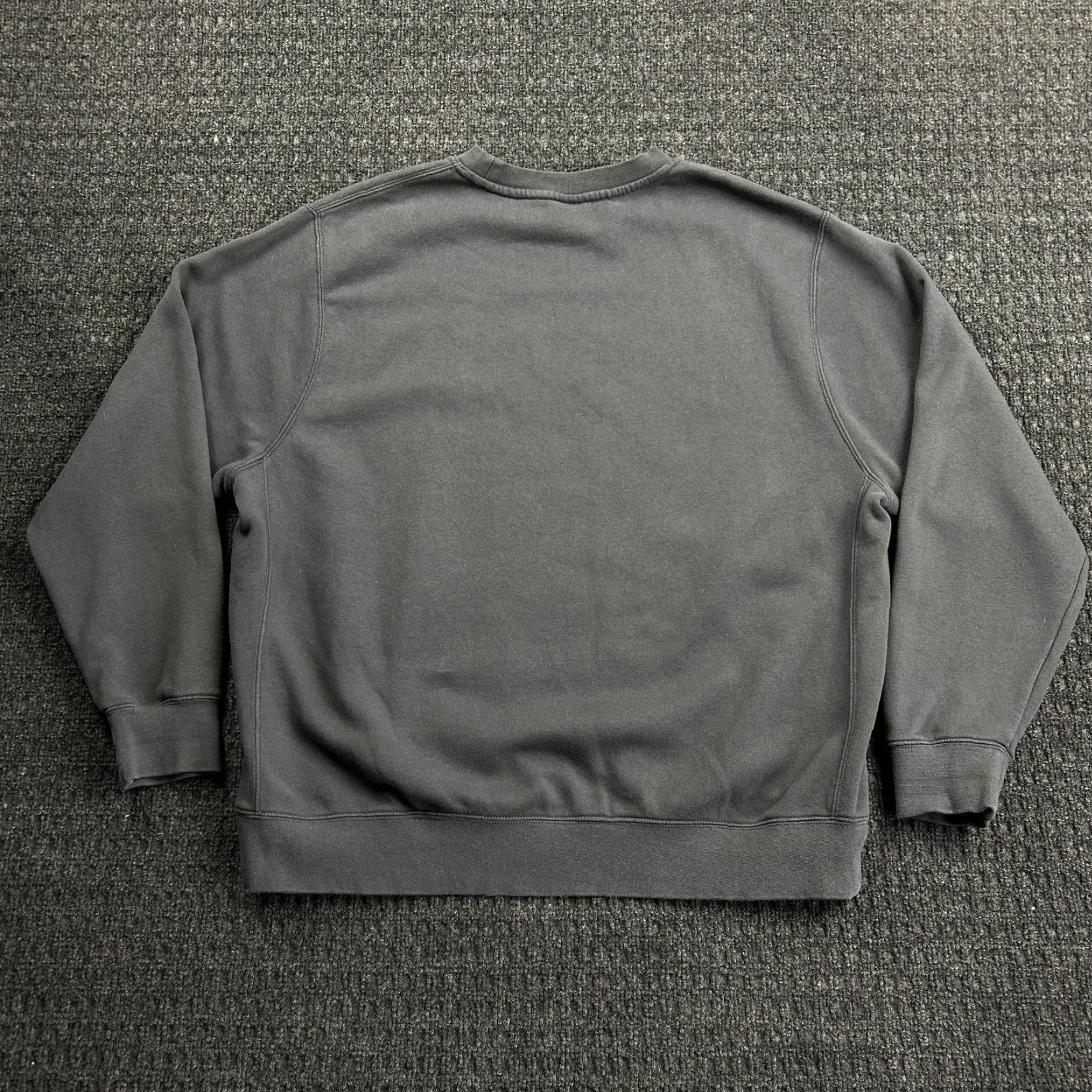 Nike Nike Gray XL Crewneck Sweatshirt Men Pullover Nike Sportswear Graphic Print Logo Winter, Fall, Spring University/School Theme Size US XL / EU 56 / 4 - 5 Thumbnail