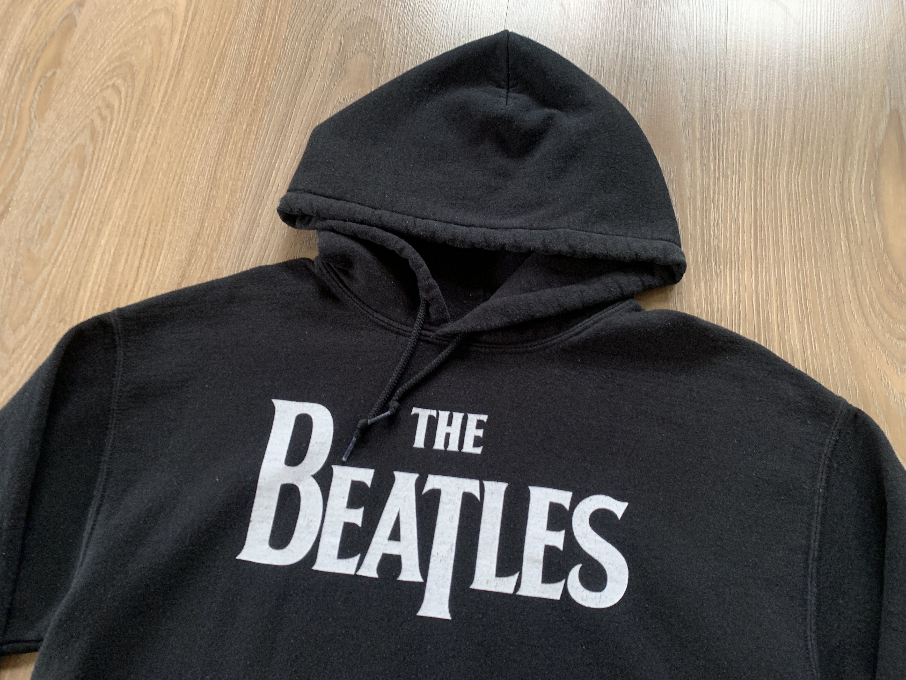 Band Tees The Beatles Gildan Big Logo Black Hoodie 2018 Size US M / EU 48-50 / 2 - 4 Thumbnail