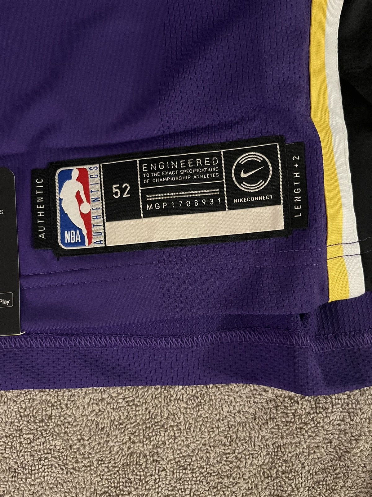 Nike Nike Kobe Bryant Los Angeles Lakers Statement Edition Jersey Size US L / EU 52-54 / 3 - 8 Thumbnail