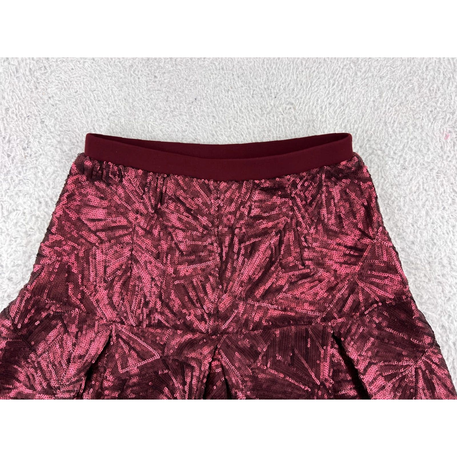 Dress the Population Dress The Population Skirt Women 26 Red Sequin Ruffle Mini Short Knit Polyester Dress The Population Skirt Women 26 Red Sequin Ruffle Mini Short Size 26" / US 2 / IT 38 - 4 Thumbnail