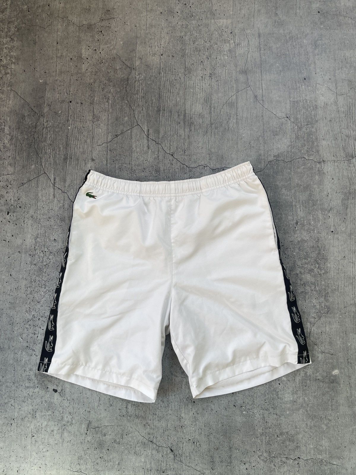 Lacoste Lacoste Sport Shorts Color White Size xs Classic Size US 30 / EU 46 - 1 Thumbnail