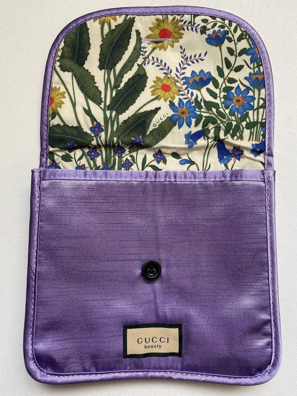 Gucci Rare Gucci Beauty 2023 GWP Purple Pouch Makeup Clutch Bag Size ONE SIZE - 5 Thumbnail