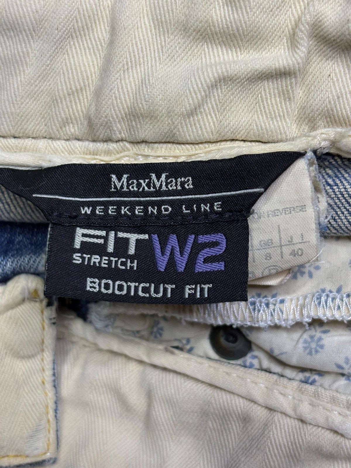 Japanese Brand Vintage Max Mara Faded Wash Distress Rip Bootcut Flare Jean Size 28" / US 6 / IT 42 - 10 Thumbnail