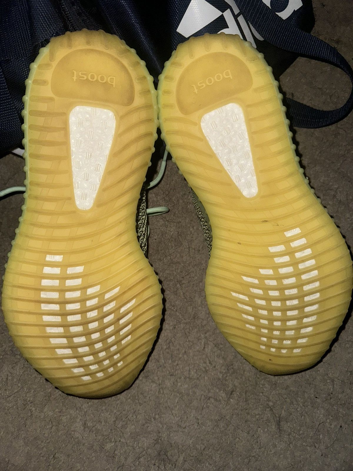 Yeezy Yeezy 350 v2 (Yeezreel) Size US 10.5 / EU 43-44 - 6 Thumbnail