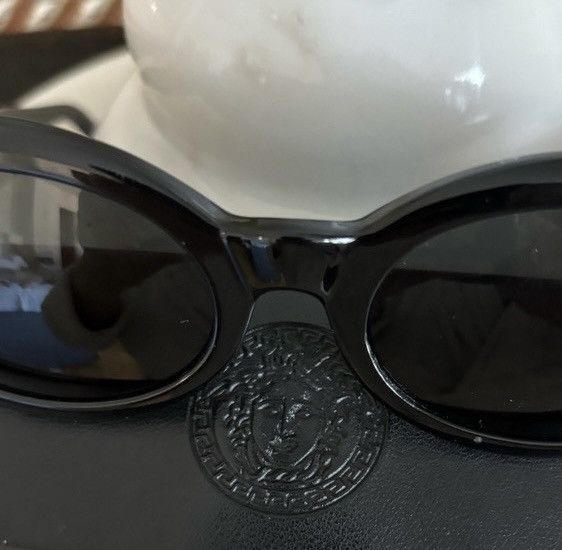 Versace Gianni Versace Sunglasses | Vintage Size ONE SIZE - 2 Thumbnail
