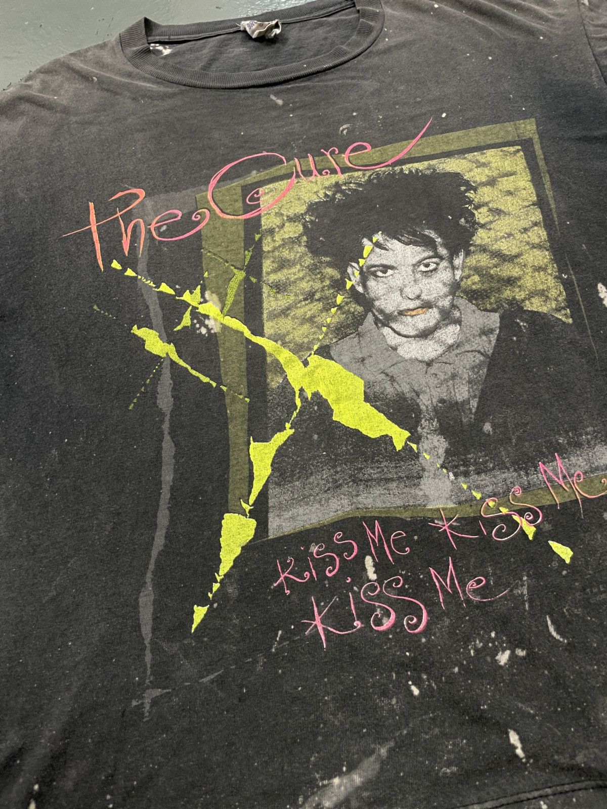 Brockum RARE Vintage 80s The Cure “KISS ME” Beautiful Arts Band Tees Size US XL / EU 56 / 4 - 2 Thumbnail