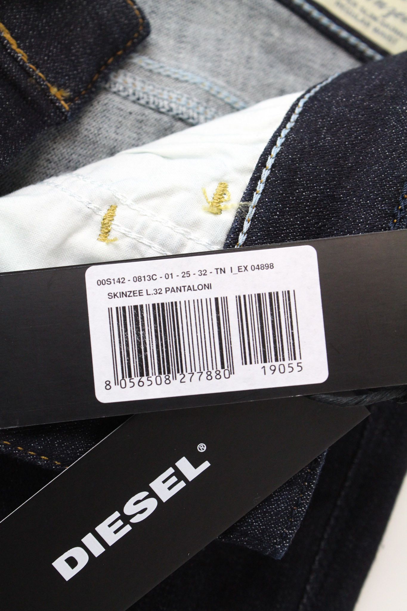 Diesel SKINZEE 0813C W25/L32 Blue Stretch Jeans 71335 Size 25" / US 0 / IT 36 - 9 Thumbnail