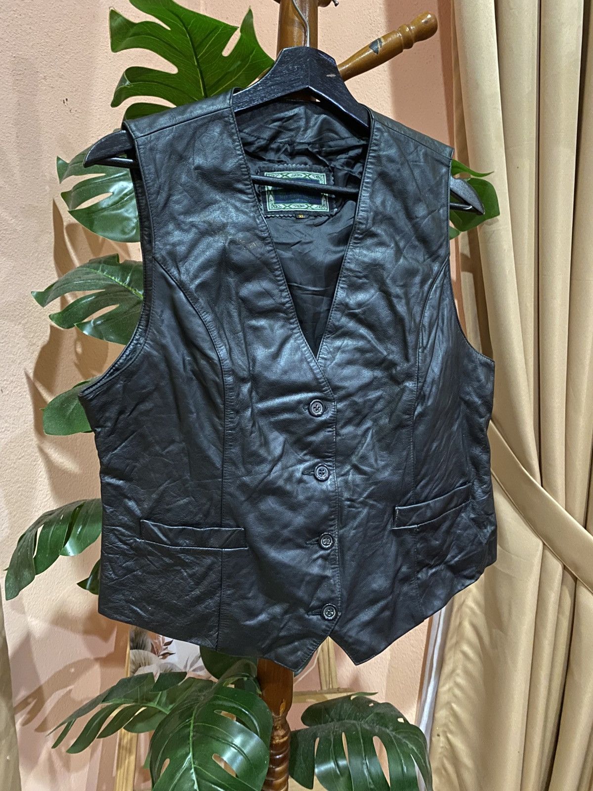 Other Vintage Kumho Black Leather Vest Deep Classic Western Style Size US M / EU 48-50 / 2 - 3 Thumbnail