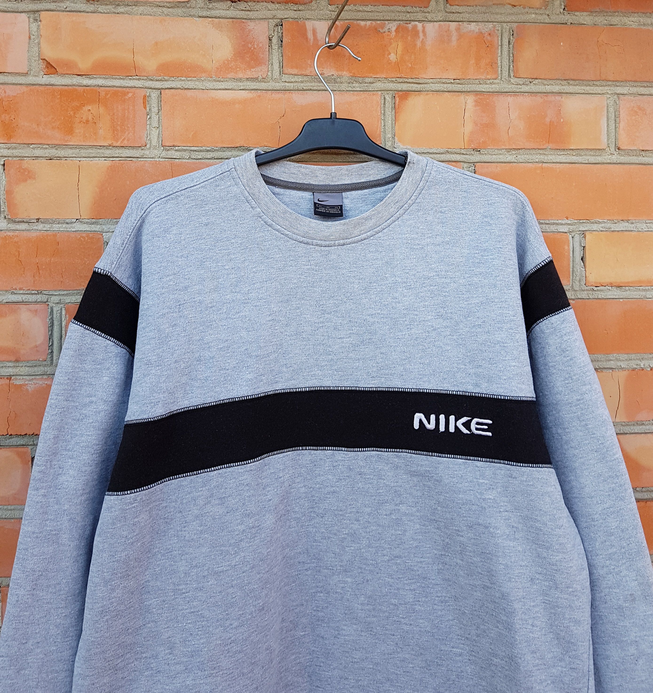 Nike Vintage y2k Nike Sweatshirt Pullover 90s 00s sz XL Size US XL / EU 56 / 4 - 2 Thumbnail
