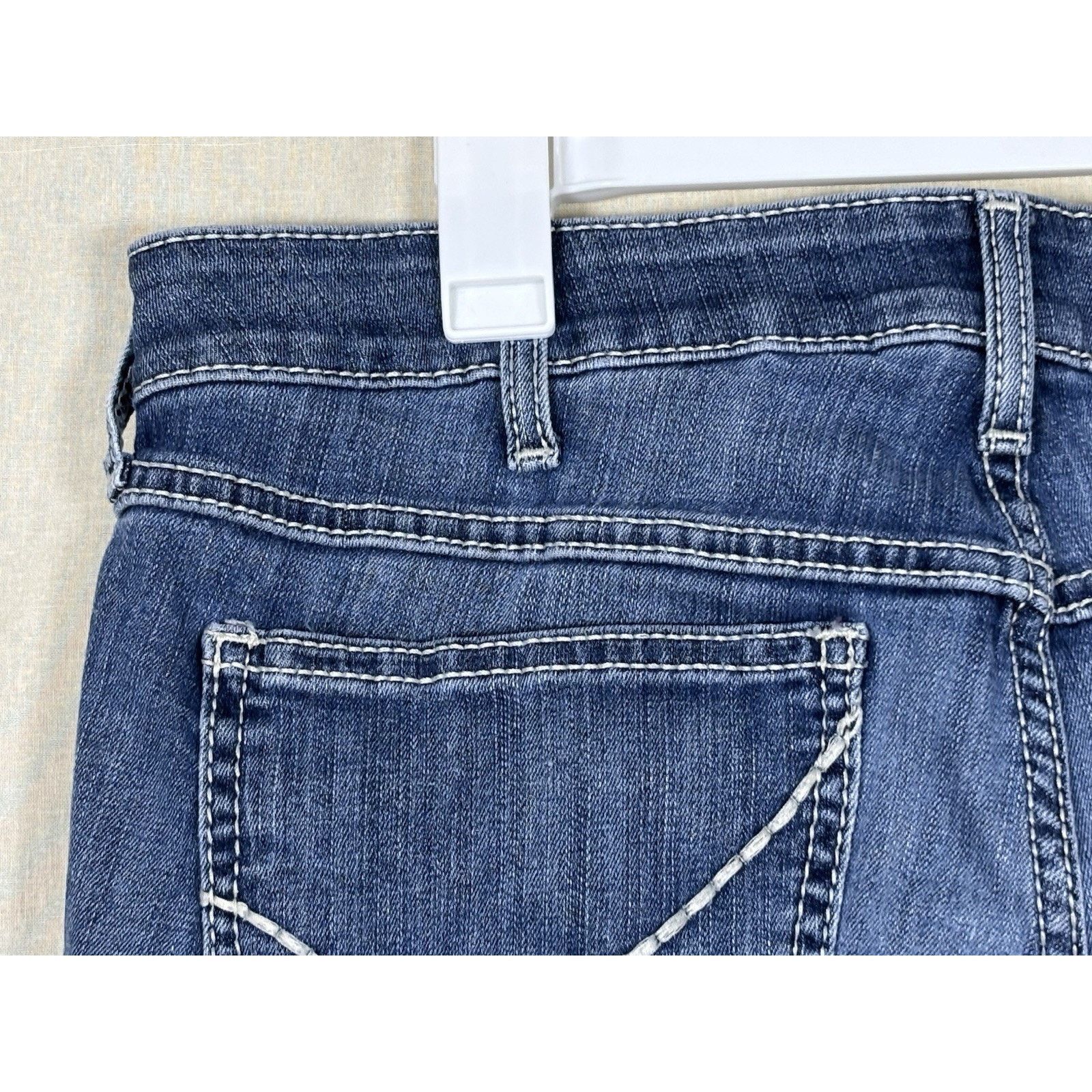 Ariat Women’s Ariat Denim Jeans Size 33R Blue Cropped Frayed Hem Size 33" - 18 Thumbnail