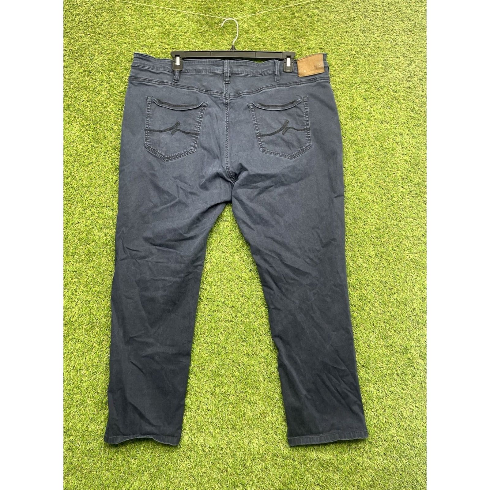 Vintage 34 Heritage Charisma Jeans Men's 46x34 Blue Denim Classic Stretch Comfort 5-Pocket Zipper Rise Mid Regular Inseam 34 Abstract: none Size US 30 / EU 46 - 6 Thumbnail