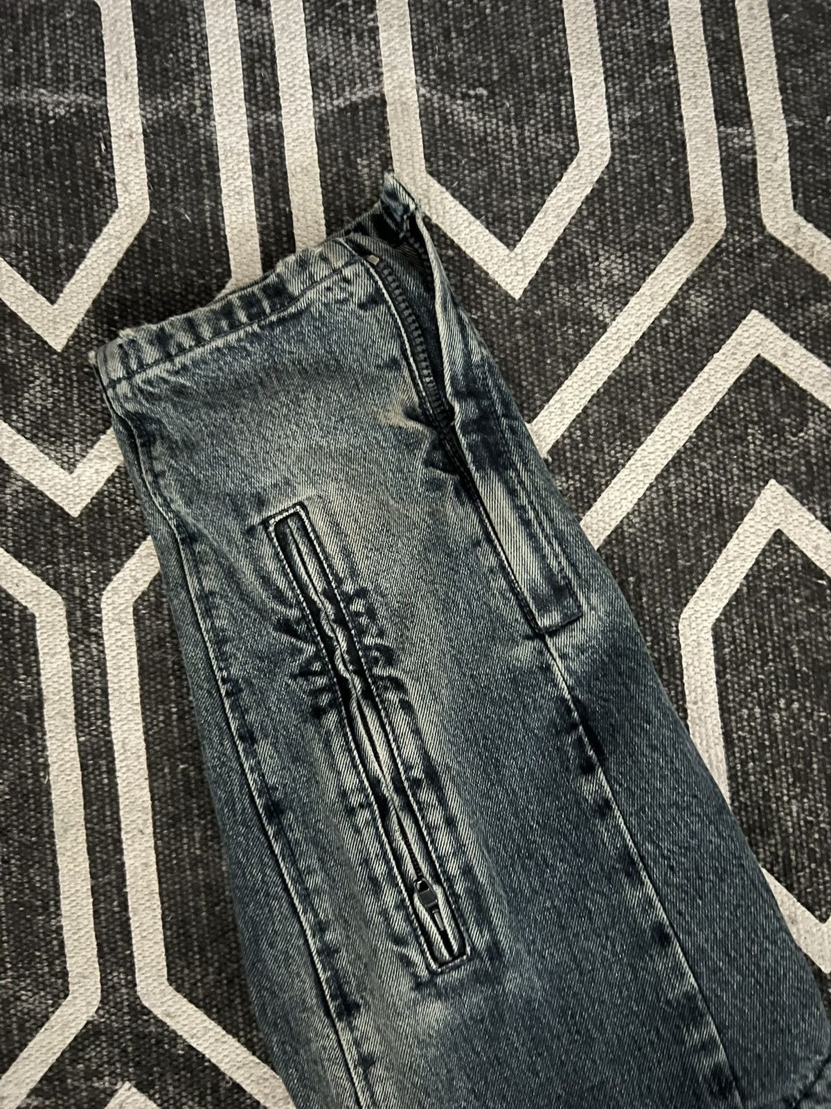 Balenciaga BALENCIAGA AW22 1OF1 SAMPLE BIKER MOTO DENIM JEANS Size US 30 / EU 46 - 8 Thumbnail