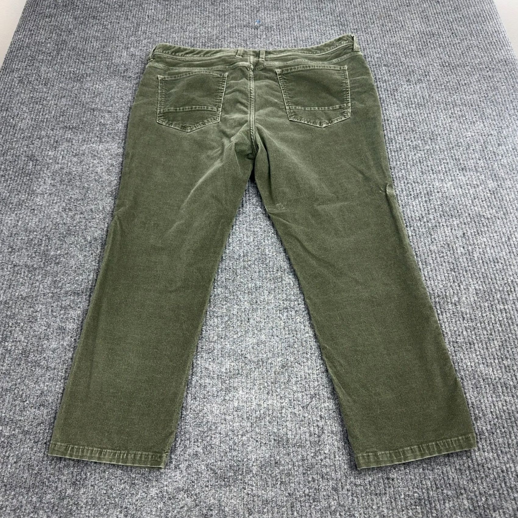 Tommy Bahama Tommy Bahama Pants Mens 38 Green Corduroy Cotton Spandex Casual Coastal Style Size US 40 / EU 56 - 6 Thumbnail