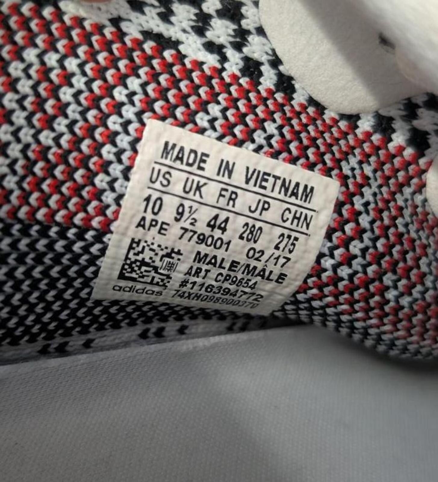 Adidas Yeezy Zebra Adidas Boost 350 V2 2017 Size 10 Size ONE SIZE - 7 Thumbnail