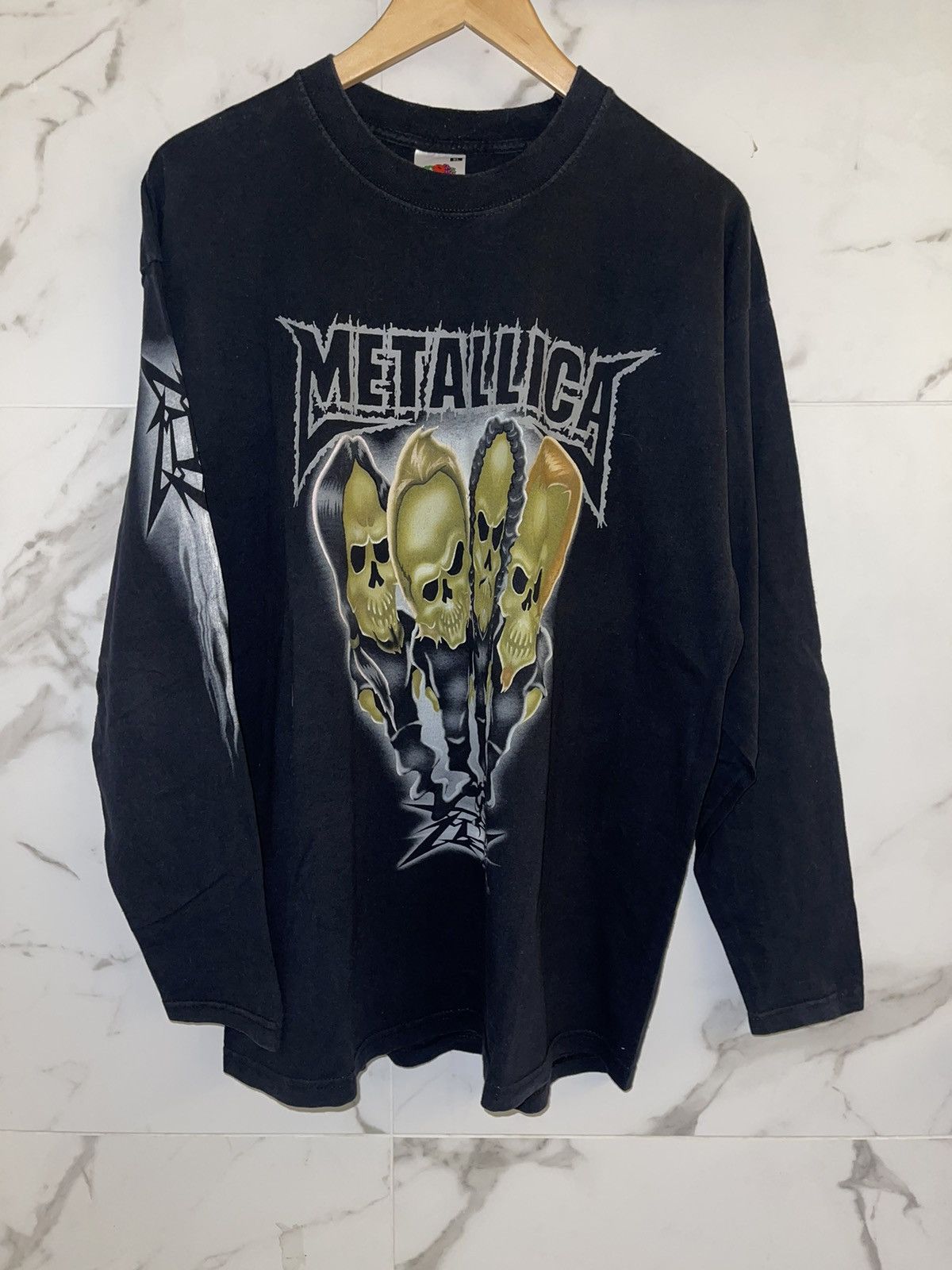 Band Tees × Metallica × Vintage 2003 Metallica Vintage Scull Long Sleeve black shirt Size US XL / EU 56 / 4 - 1 Thumbnail