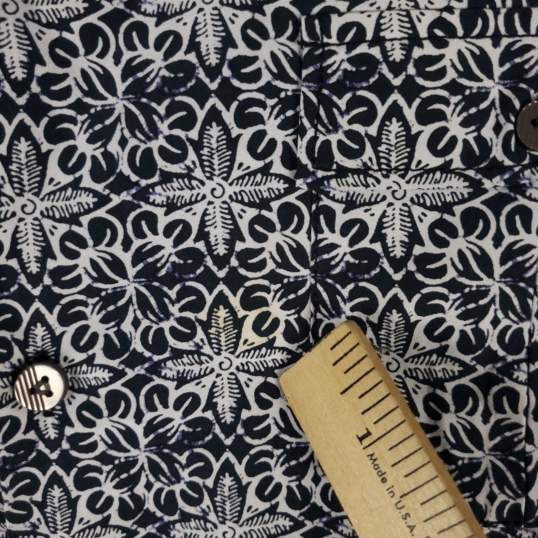 Tommy Bahama Tommy Bahama Shirt Mens Black White Extra Large Island Modern Fit Silk Cotton Size US XL / EU 56 / 4 - 3 Thumbnail
