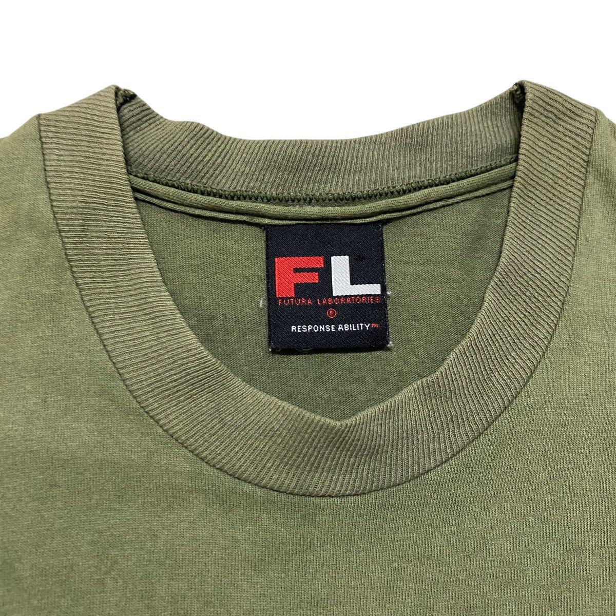 Futura Vintage Futura 2000 Alien Shirt Sunfaded Size US M / EU 48-50 / 2 - 5 Thumbnail