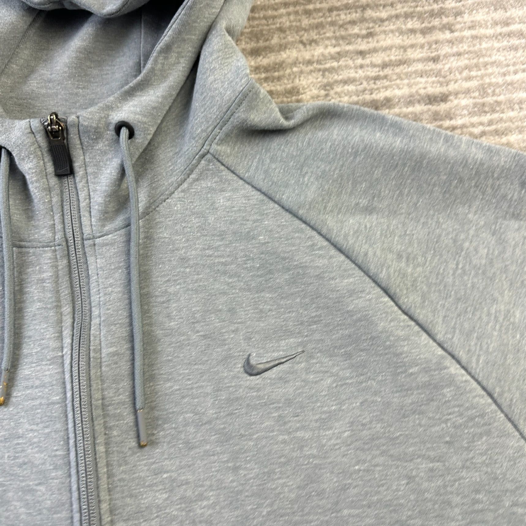 Nike Nike Hoodie Mens Extra Large Gray Primary Fleece UV Performance Dri Fit Size US XL / EU 56 / 4 - 4 Thumbnail
