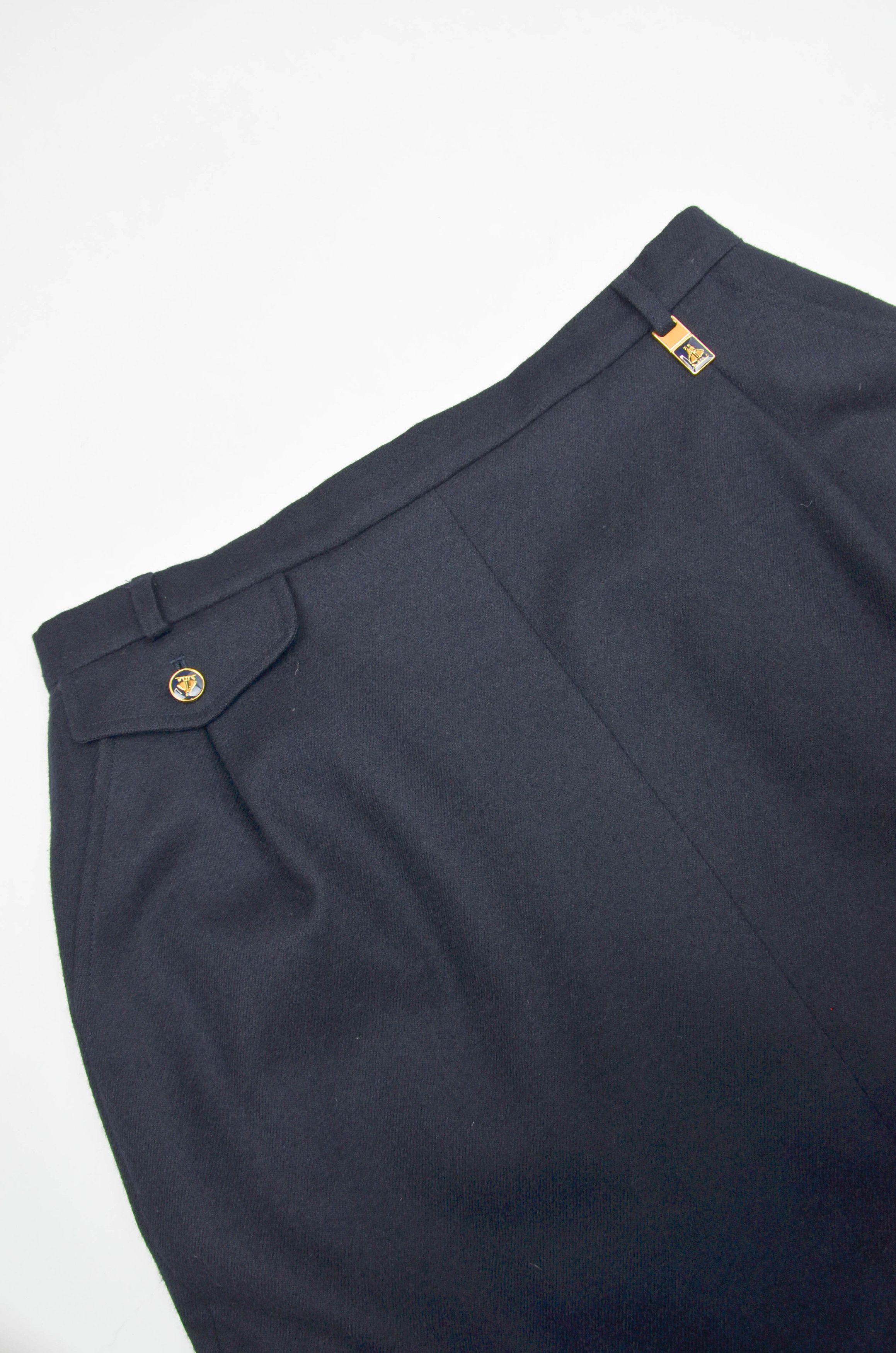 Burberry Burberrys Wool Skirt – Size M (Made in England) Size 29" - 3 Thumbnail