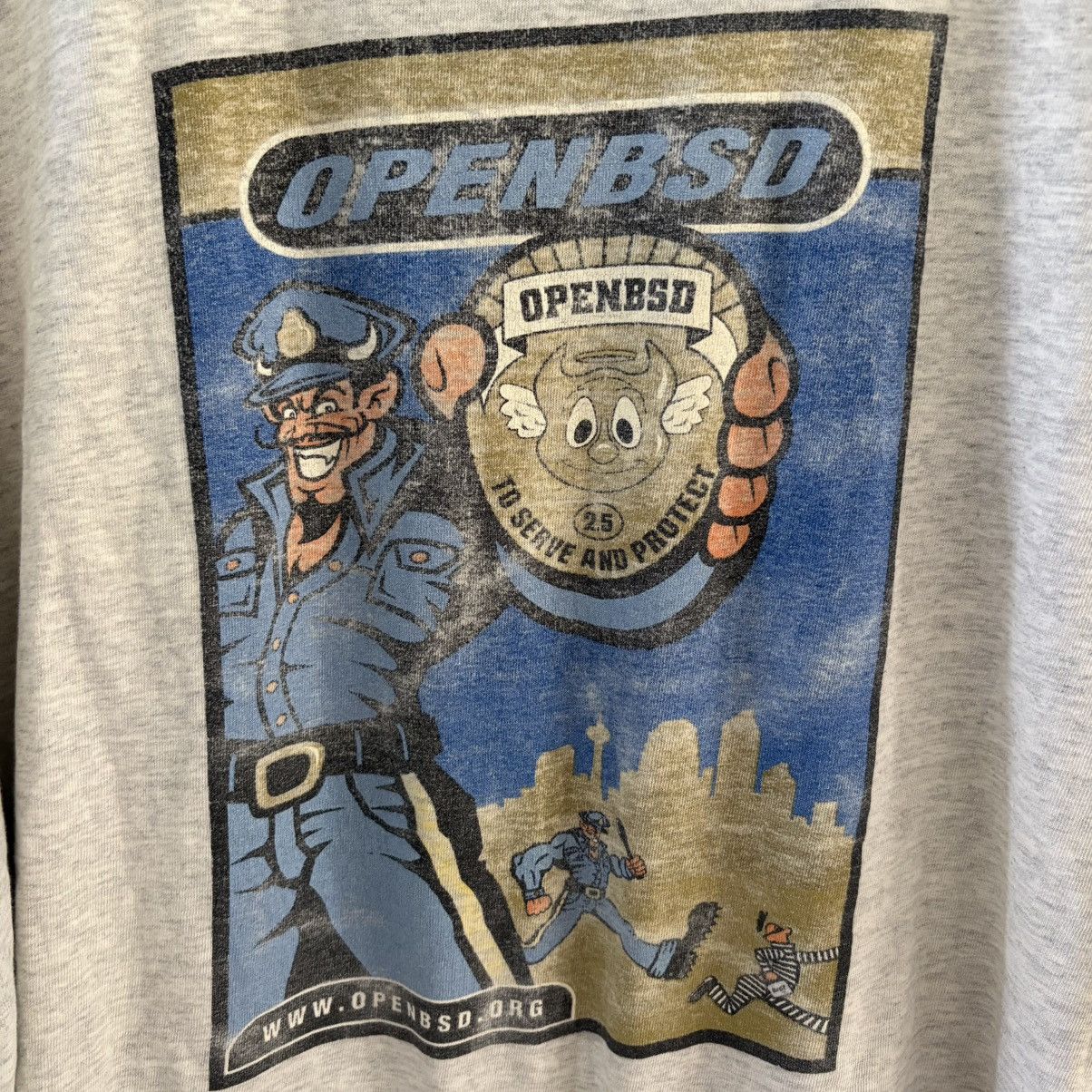 Vintage Open BSD computer promo tee Size US XL / EU 56 / 4 - 5 Thumbnail
