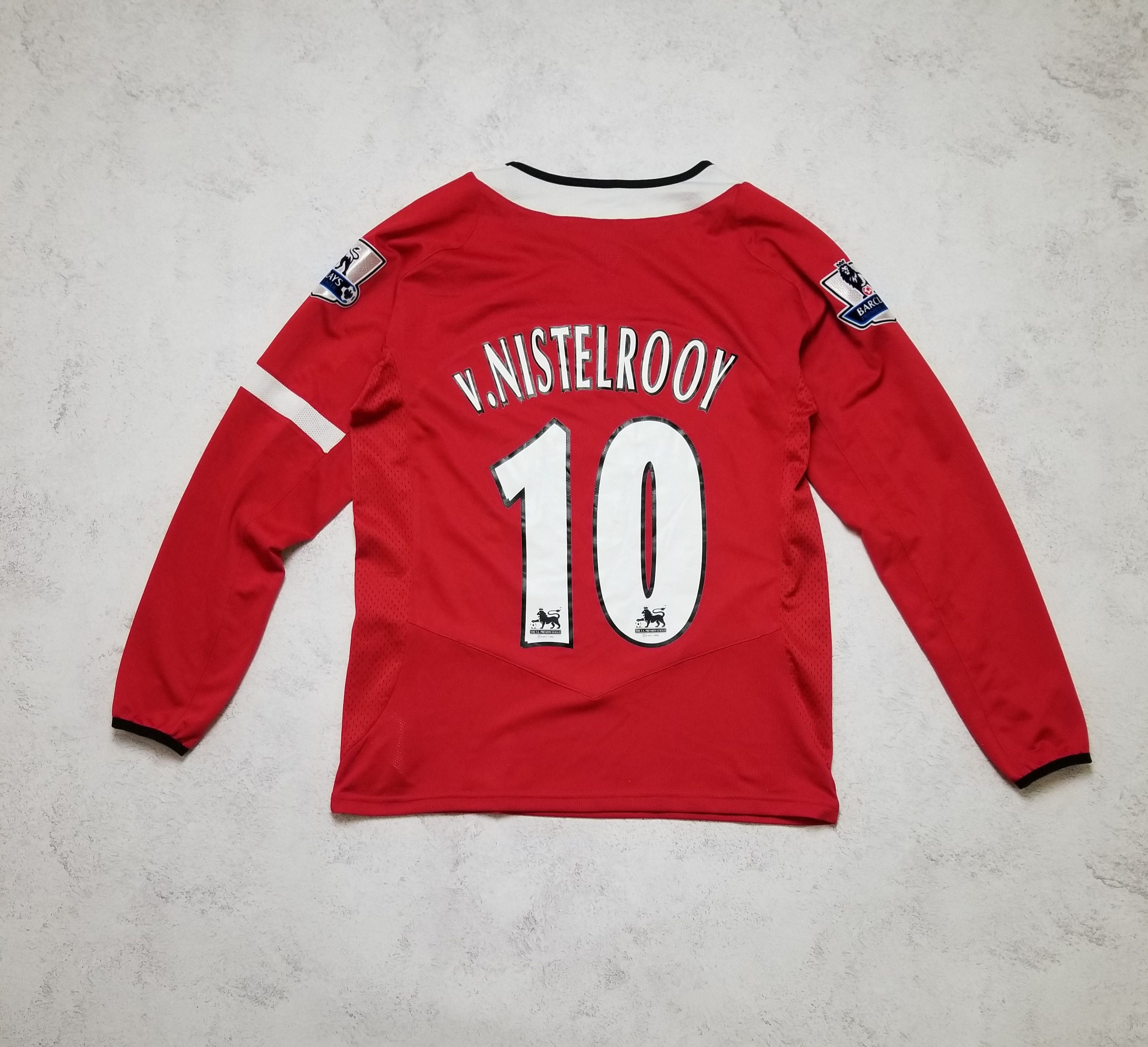 Nike Manchester United 04-06 Van Nistelrooy Home Longsleeve Size US M / EU 48-50 / 2 - 3 Thumbnail