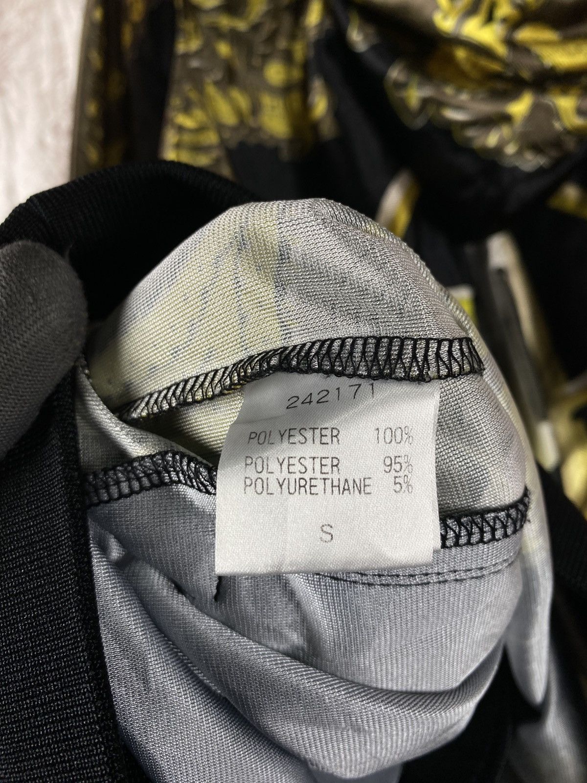 Japanese Brand 24 Karats Gold Diggers Full Print Hoodie Jacket Bandana Gold Size US S / EU 44-46 / 1 - 12 Thumbnail