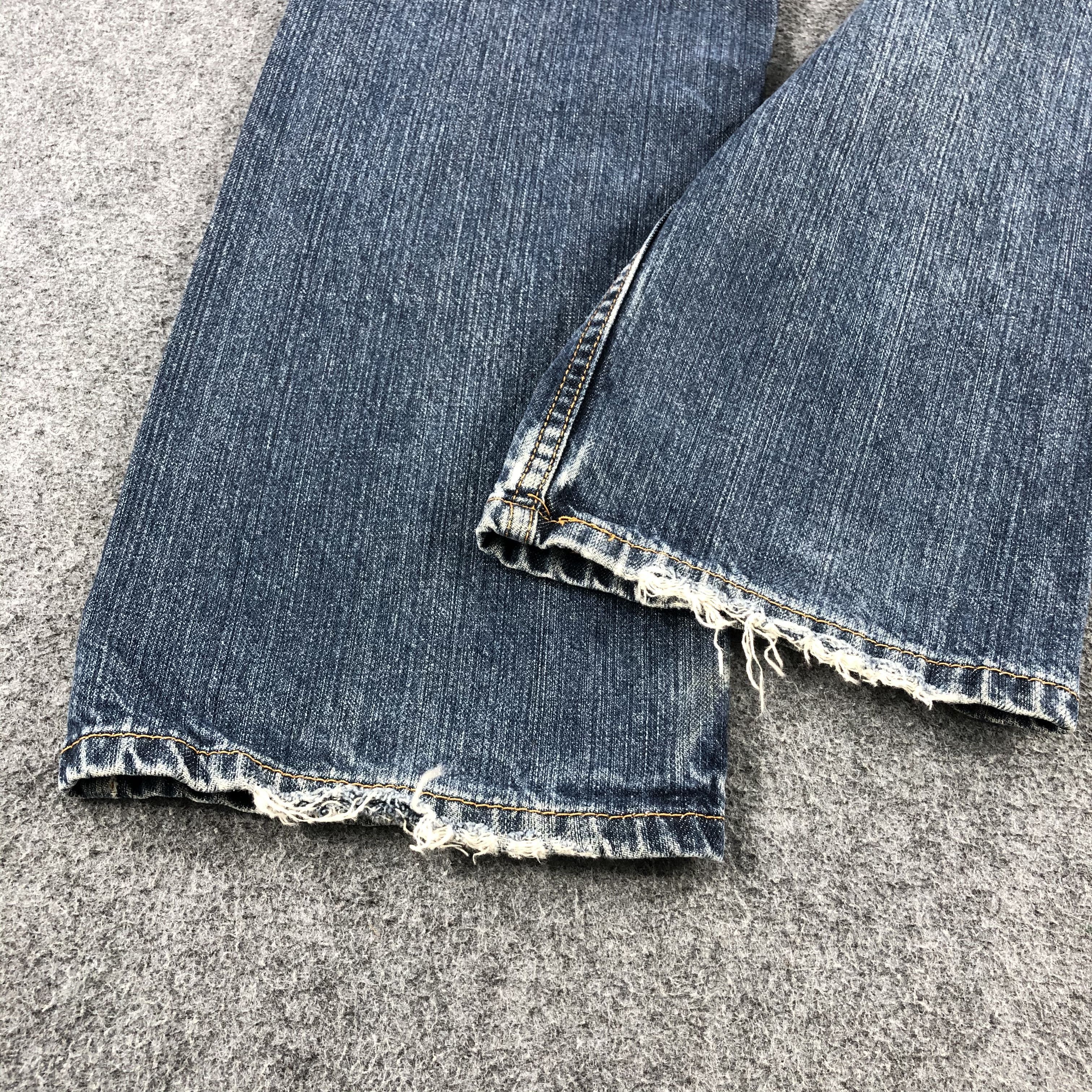 Levi's Vintage Levis 505 Jeans Faded Blue Denim KJ479 Size US 34 / EU 50 - 6 Thumbnail