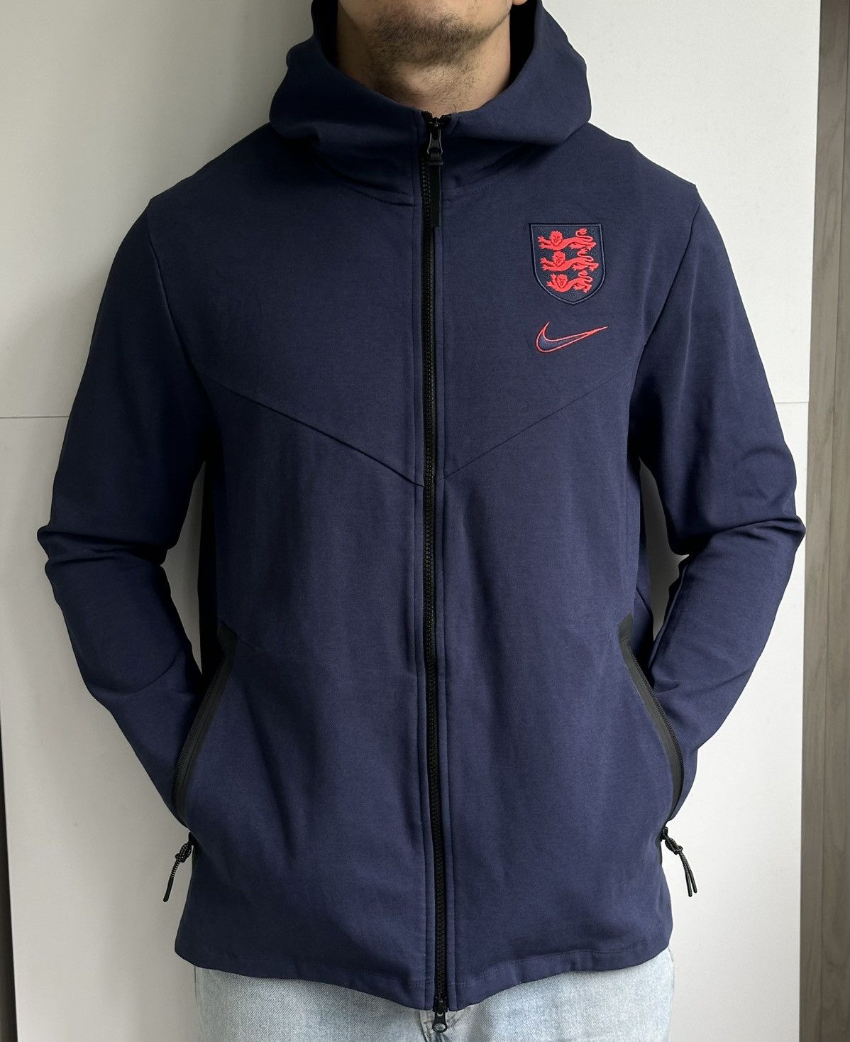 Nike ENGLAND NIKE TECH PACK FULL ZIP HOODIE SIZE XL Size US XL / EU 56 / 4 - 2 Thumbnail