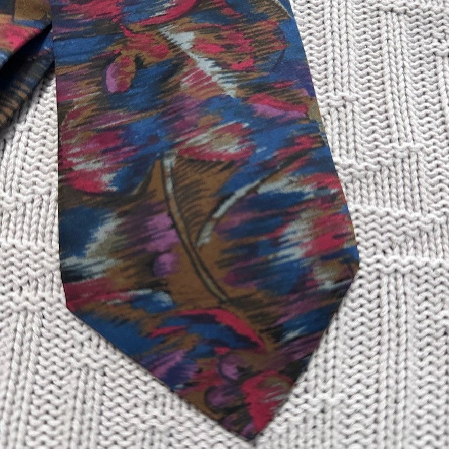 Bergdorf Goodman Vintage Bergdorf Goodman abstract print silk tie Size ONE SIZE - 2 Thumbnail