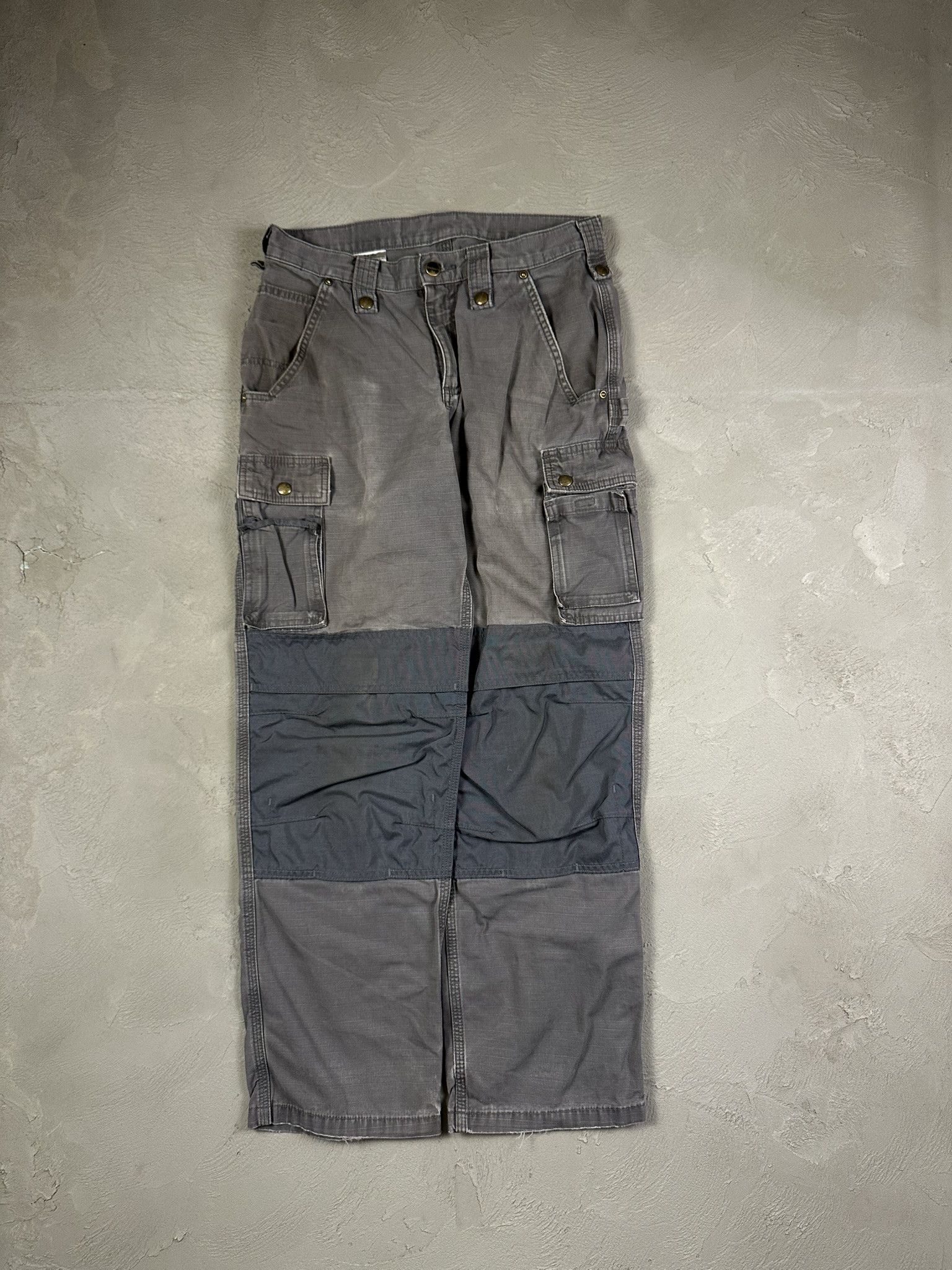 Carhartt Vintage Carhartt Cargo Oversized Baggy Workwear Pants Size US 30 / EU 46 - 1 Thumbnail