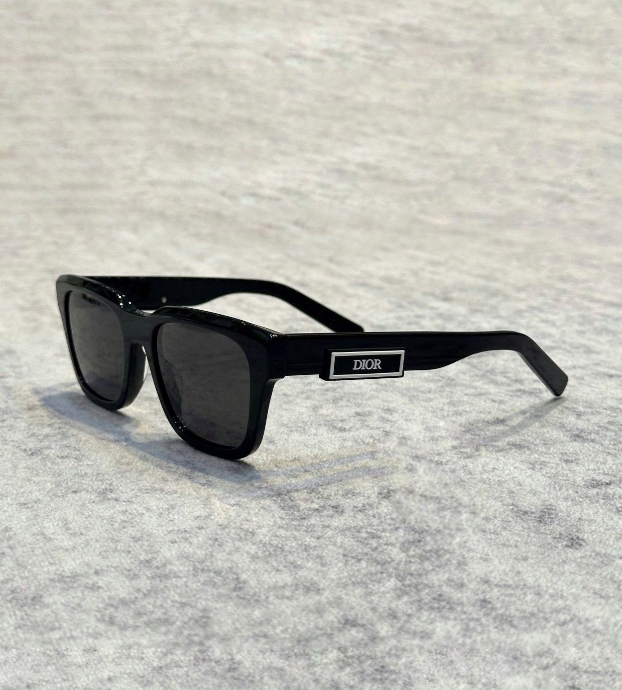 Dior DIOR DIORB23 S1I Black Rectangular Sunglasses Size ONE SIZE - 1 Thumbnail