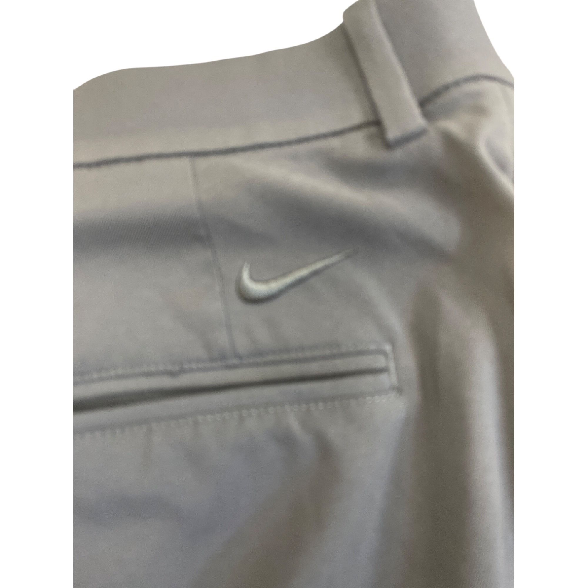 Nike Nike Dri-FIT Mens Gray Golf Casual Shorts Size 34 SKU 8452 Size US 34 / EU 50 - 9 Thumbnail