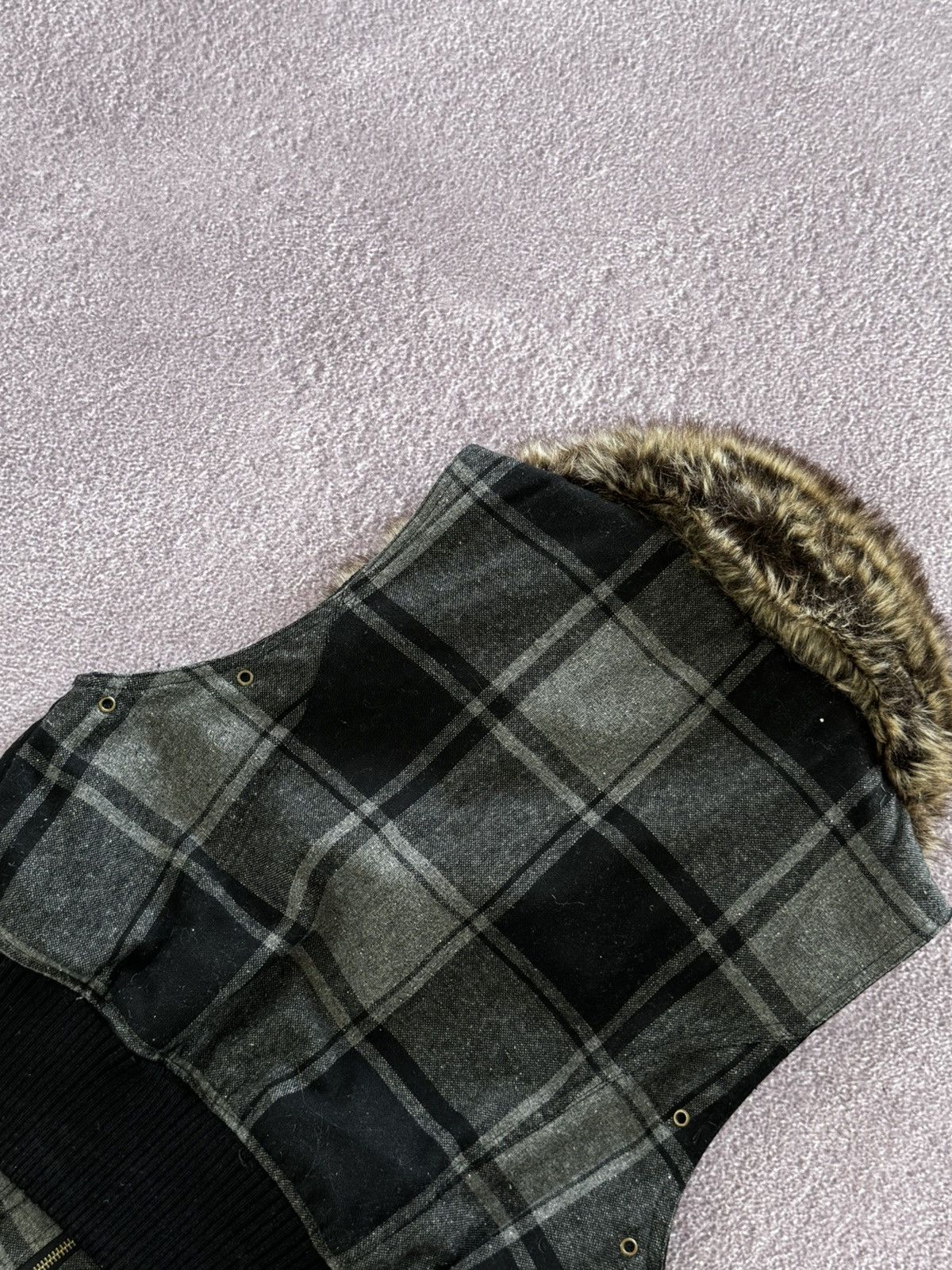 Japanese Brand Avant Garde Faux Fur Glamour Y2K Plaid Vest Size M / US 6-8 / IT 42-44 - 10 Thumbnail