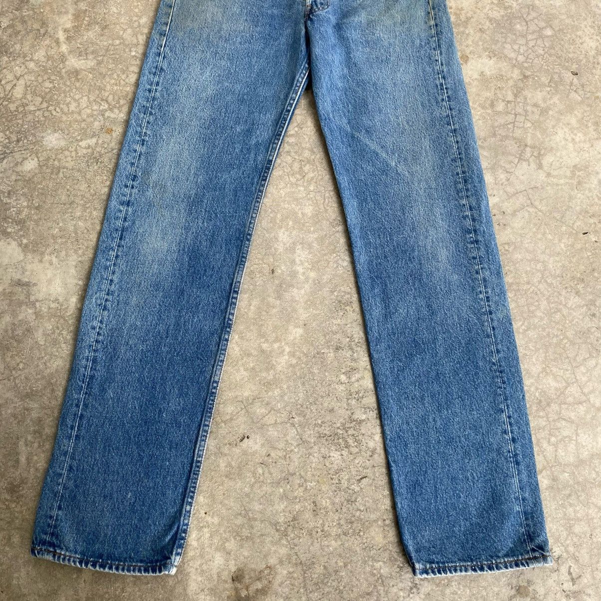 Levi's Vintage 90’s Levis 501 Faded Stonewashed Blue Denim Jeans Size US 30 / EU 46 - 3 Thumbnail