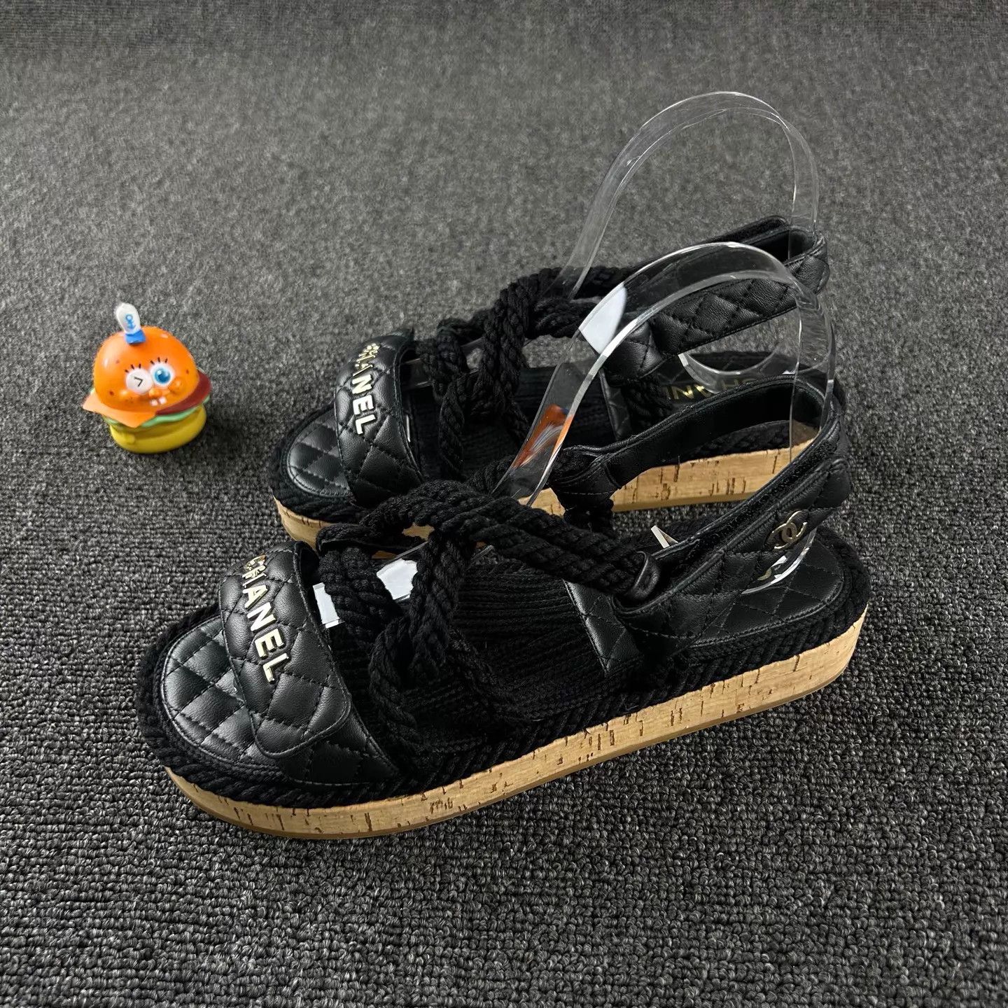 Chanel Chanel Black Woven Gold Logo Sandals EUR 38 Size US 7.5 / IT 37.5 - 1 Thumbnail
