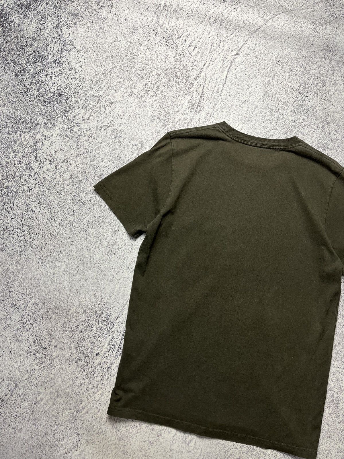 Carhartt Vintage Carhartt Distressed T-shirts Streetwear Y2K Size US S / EU 44-46 / 1 - 13 Thumbnail