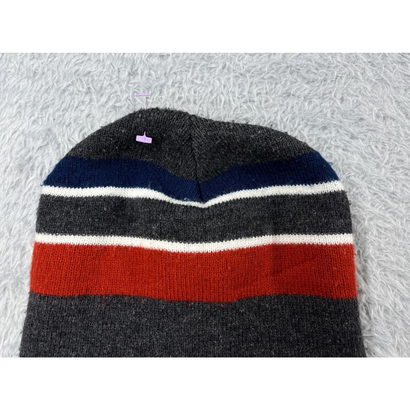 Vintage BEANIE TOQUE Womens Gray Red Blue Stripe Knit Acrylic Winter Snow Ski Outdoors One Size Adult Women Knit Hat Cap Patterned Outdoor Skiing Size ONE SIZE - 2 Thumbnail