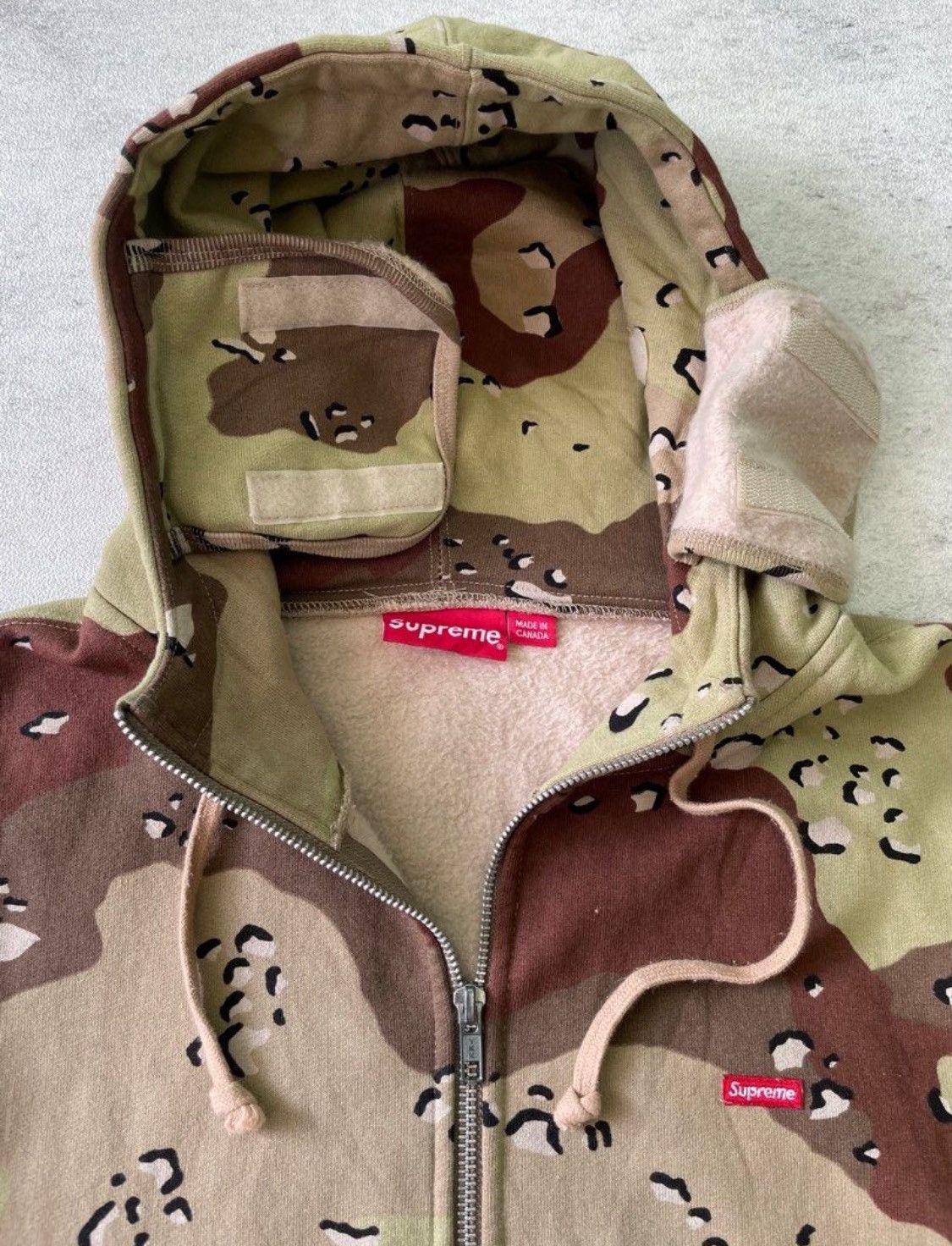 Supreme Supreme Small Box Facemask Zip Up Chocolate FW20 Size US L / EU 52-54 / 3 - 2 Thumbnail